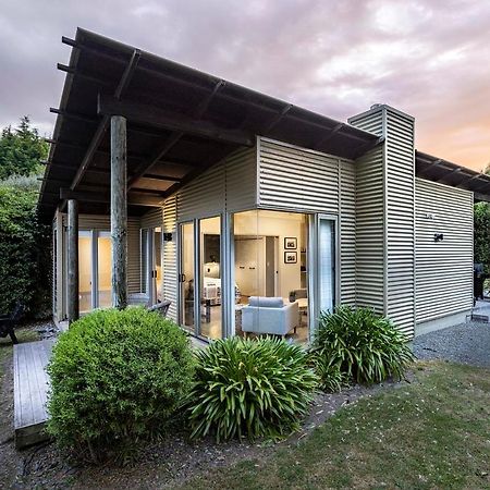 Te Awanga Cottages Exterior photo