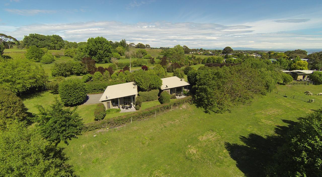 Te Awanga Cottages Exterior photo